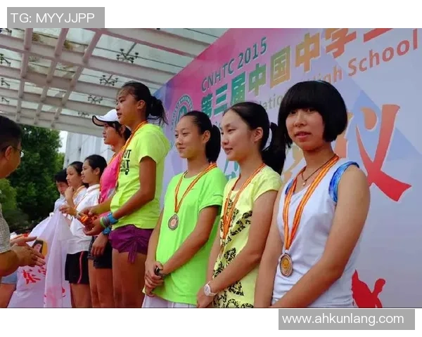 重庆网球队在全国网球配合排行榜中荣获第八名的佳绩引发关注